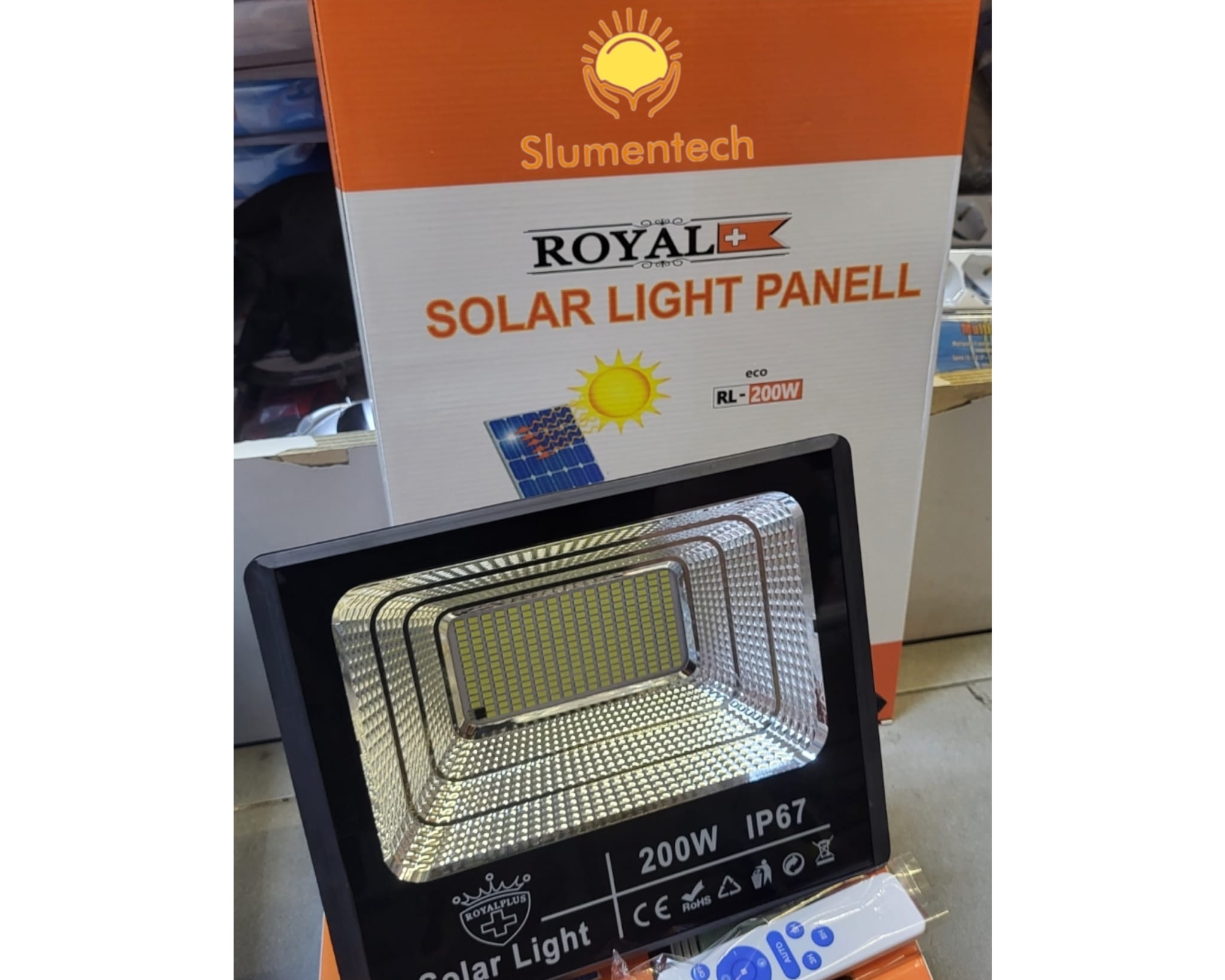 2 fari solari royal 200 watt luce bianca led..ip67 – Slumentech