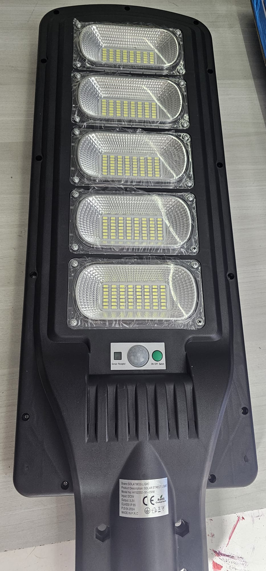 Lampione Stradale Ricarica Solare 250W...modello 2024