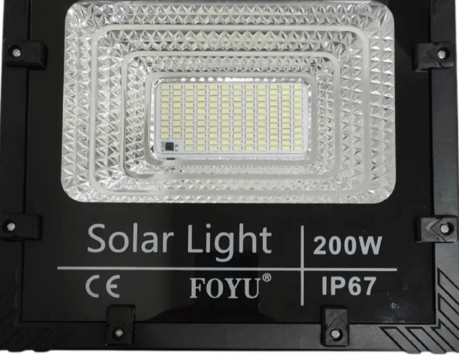 Promo 2 fari solari da 200 watt